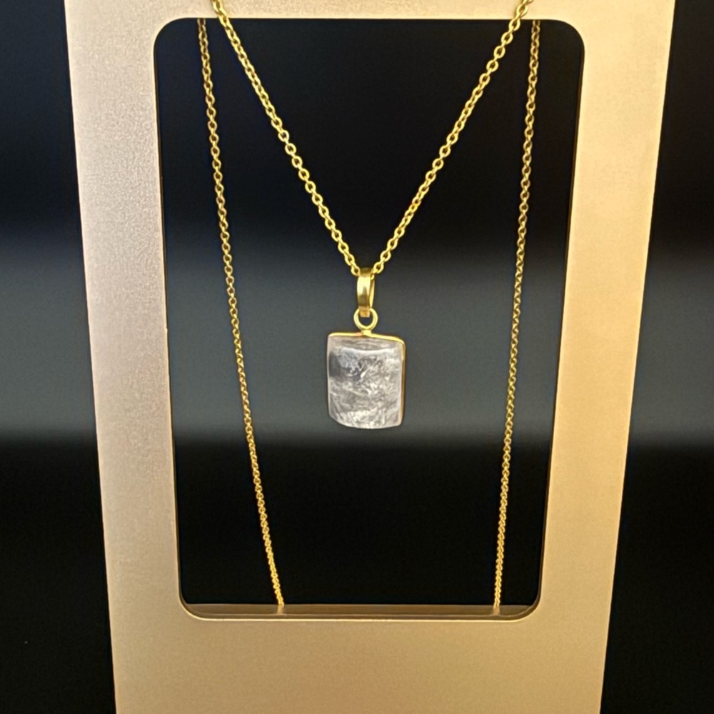 Handmade gold plated rose quartz necklace
